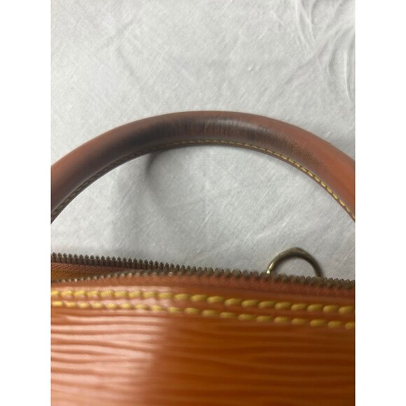 Louis Vuitton Alma PM Epi Leather Handbag With COA - Picture 15 of 16